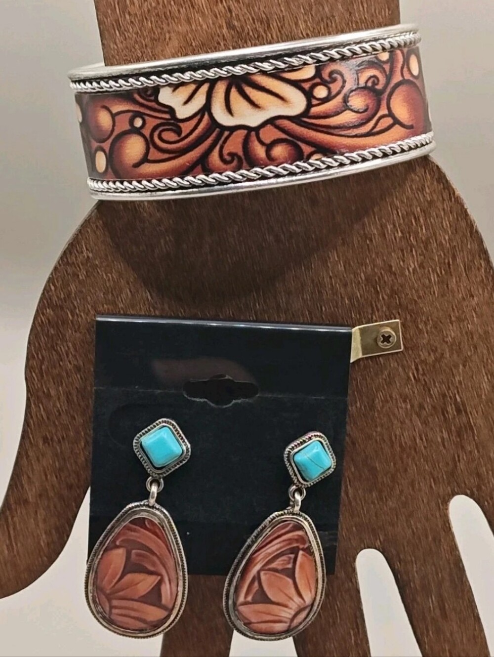 Wild West Brown Floral Motif Silver Cuff Bracelet Blue Stone Dangle Earrings